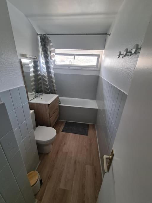 50M De La Plage: Studio Au Coeur Du Centre ! Appartement Saint-Cast-le-Guildo Buitenkant foto
